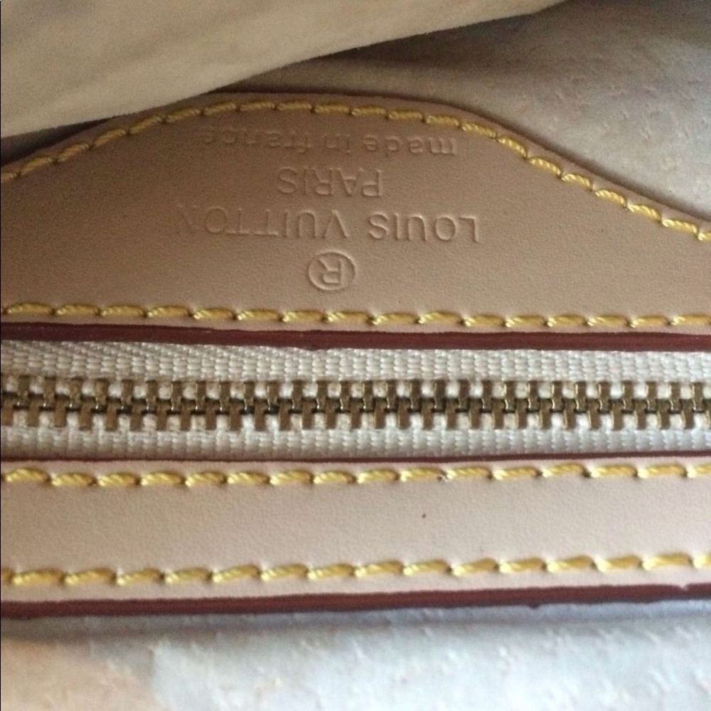 Purse - Picture 4 of 6